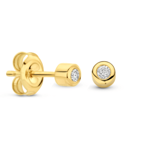 Deze oorstekers van Minioro zijn gemaakt van 14 karaats goud. De sieraden kunnen worden afgewerkt met prachtige bedels. Bijvoorbeeld een initiaal, icoon of vingerafdruk. Zo heb je echt een uniek en persoonlijk sieraad.