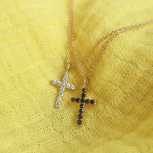 Deze ketting van Minioro is gemaakt van 14 karaats goud. Deze ketting kan ook afgewerkt worden met persoonlijke bedels. Zo heb je echt een uniek sieraad.