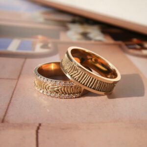 14 karaats goud ring met vingerafdruk en diamant