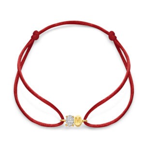 14 karaats gouden satijnen armband met initiaal en diamant 0.25 ct